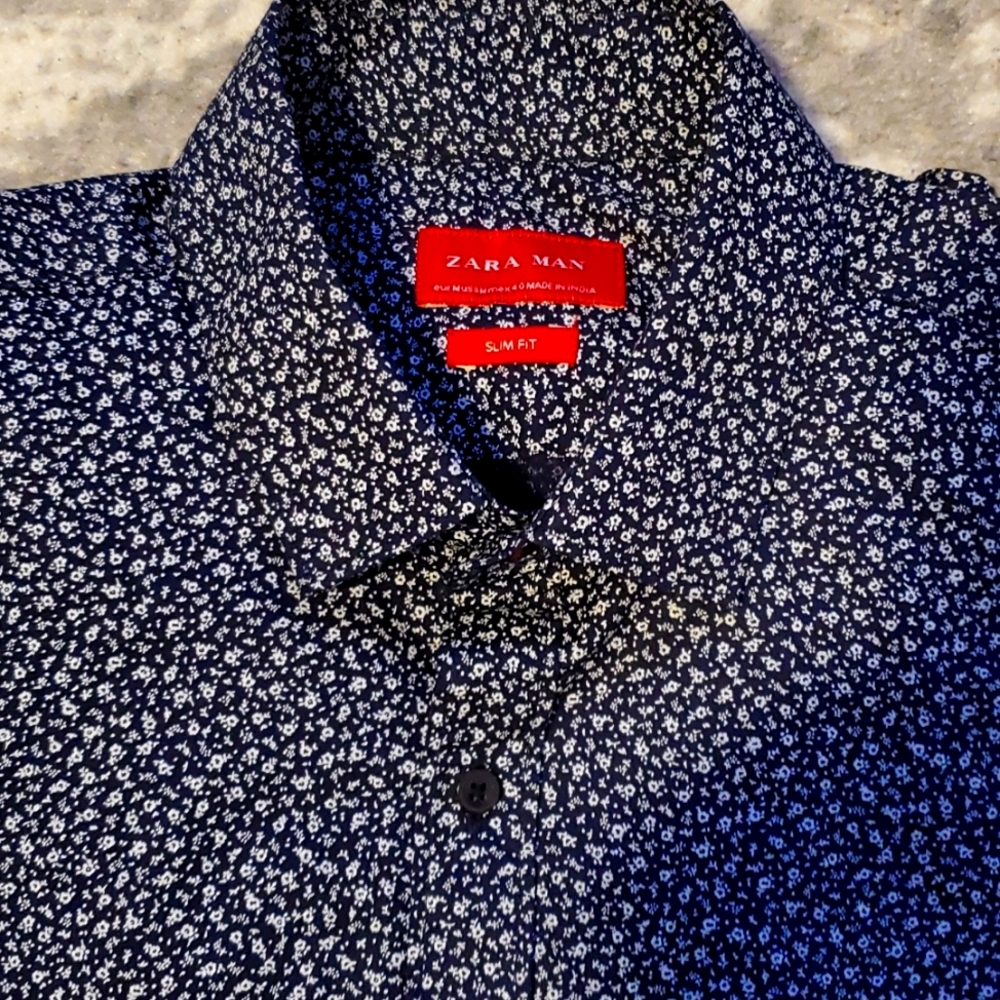 Zara Mens Button Down Shirt Dark Blue Pattern Medium